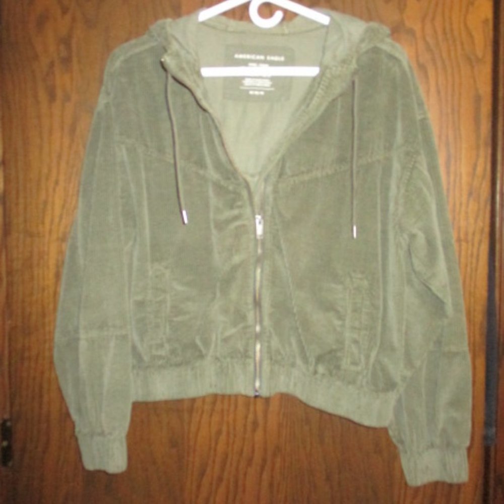 Women's AE hooded corduroy jacket, size M